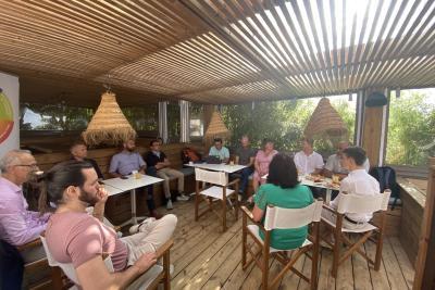 Agrandir l'image 8 sur 20, fenêtre modale