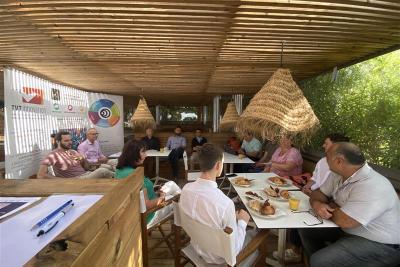 Agrandir l'image 10 sur 20, fenêtre modale