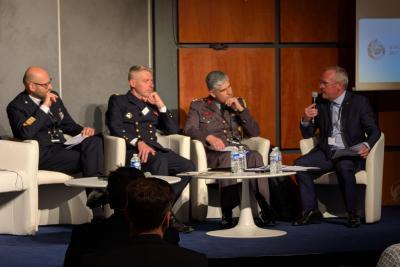 Agrandir l'image 18 sur 34, fenêtre modale