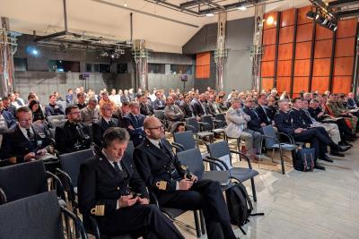 Agrandir l'image 8 sur 34, fenêtre modale