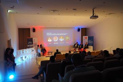 Agrandir l'image 54 sur 70, fenêtre modale